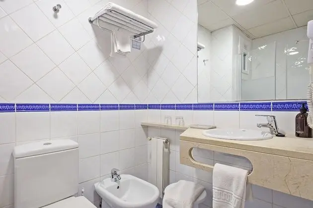 Tek Büyük veya İki Ayrı Yataklı Oda