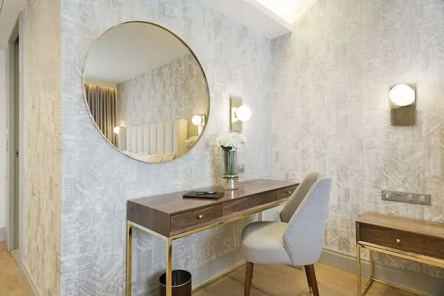 Superior Tek Büyük Yataklı Oda