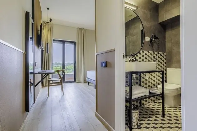 Comfort Tek Büyük Yataklı Oda