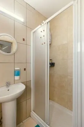 Double Room, Private Bathroom (1)
