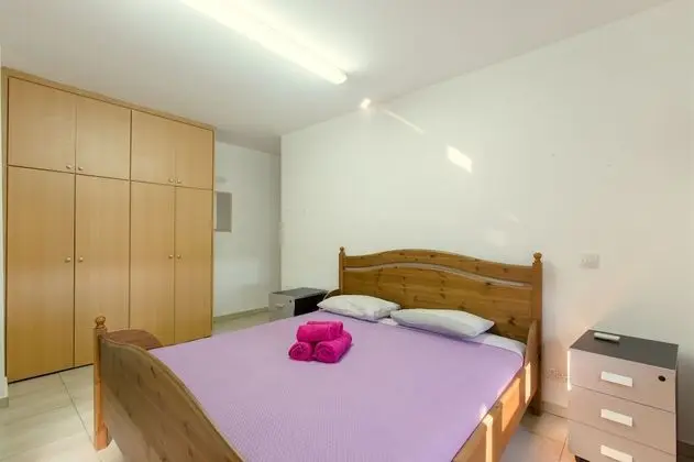 Tek Büyük Yataklı Oda, Özel Banyo (3)