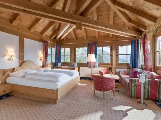 Junior Stüdyo Süit