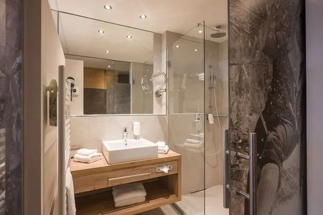 Junior Stüdyo Süit