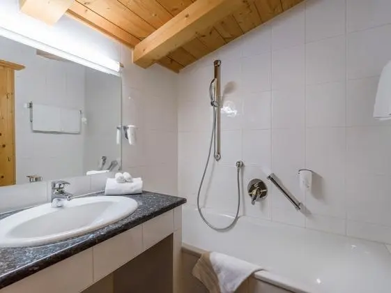 Junior Stüdyo Süit