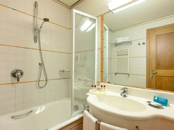 Economy Tek Büyük Yataklı Oda