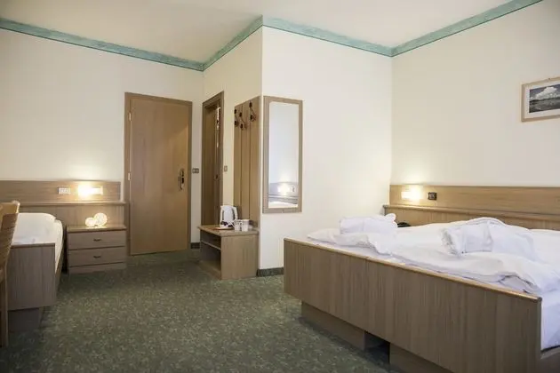 Basic Üç Kişilik Oda