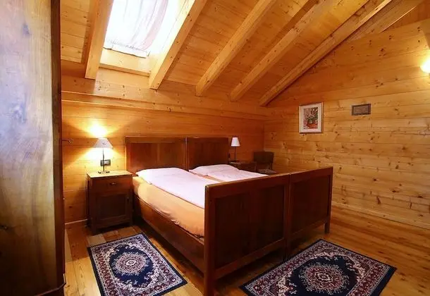 Classic Üç Kişilik Oda (Private External Bathroom)