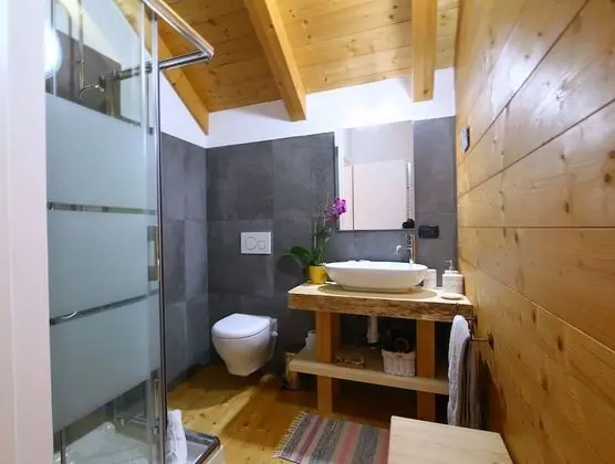 Exclusive Tek Büyük Yataklı Oda