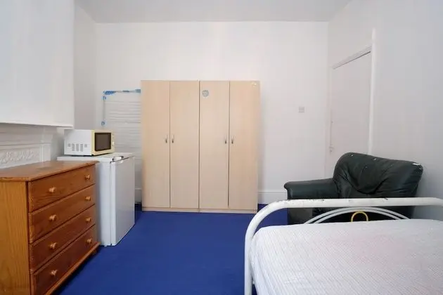 Tek Büyük Yataklı Oda