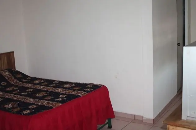 Classic Tek Büyük Yataklı Oda