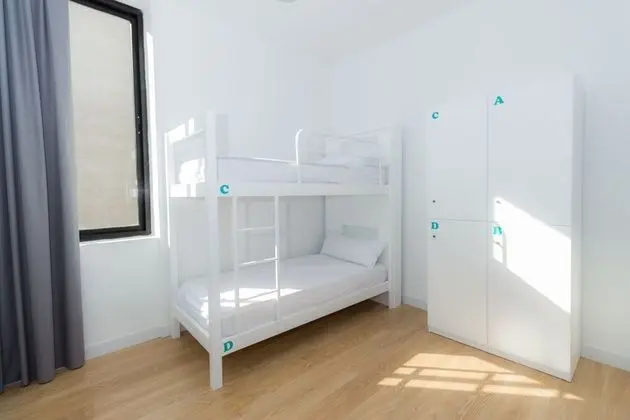 Ortak Ranzalı Oda, Sadece kadınlar için, Özel Banyo