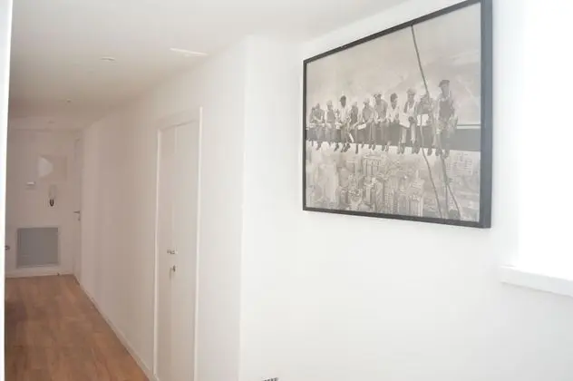 Tek Büyük Yataklı Oda, Ortak Banyo