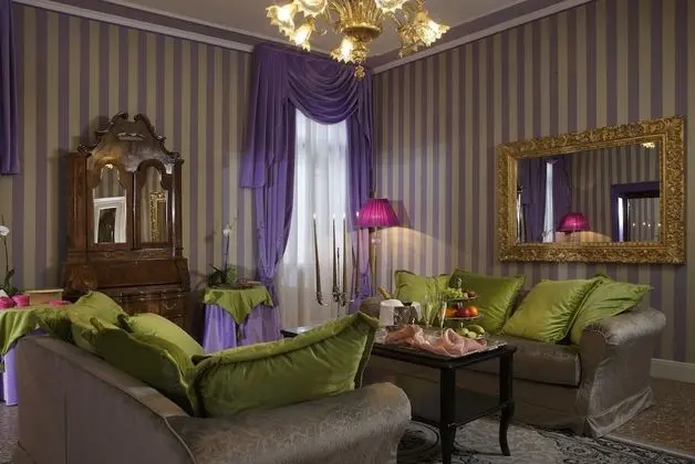 Süit, Kanal Manzaralı