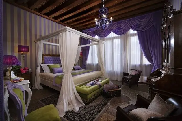 Superior Oda, 1 En Büyük (King) Boy Yatak, Kanal Manzaralı