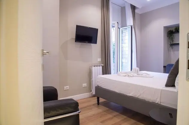 Superior Tek Büyük veya İki Ayrı Yataklı Oda