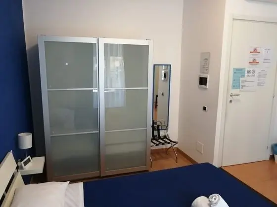 Tek Büyük Yataklı Oda (Blue)