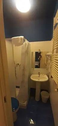 Tek Büyük Yataklı Oda (Blue)