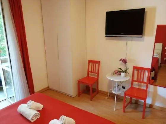 Tek Büyük Yataklı Oda (Red)