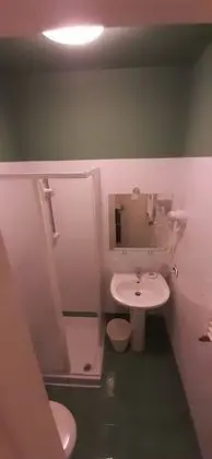 Üç Kişilik Oda (Green)