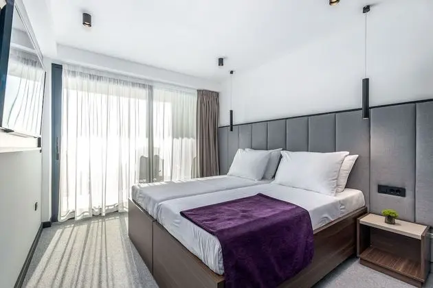 Standard Tek Büyük veya İki Ayrı Yataklı Oda, Balkon