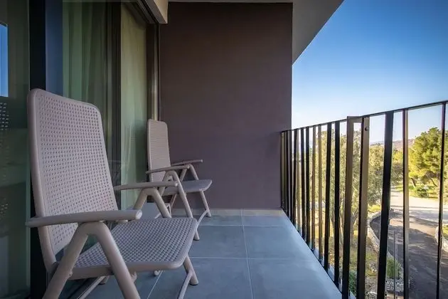 Standard Tek Büyük veya İki Ayrı Yataklı Oda, Balkon