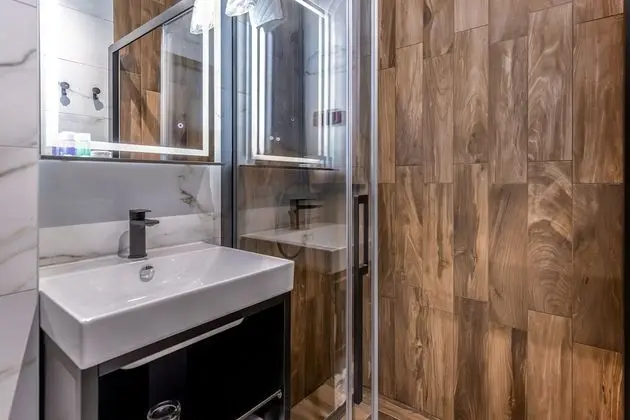 Standard Tek Büyük veya İki Ayrı Yataklı Oda, Balkon