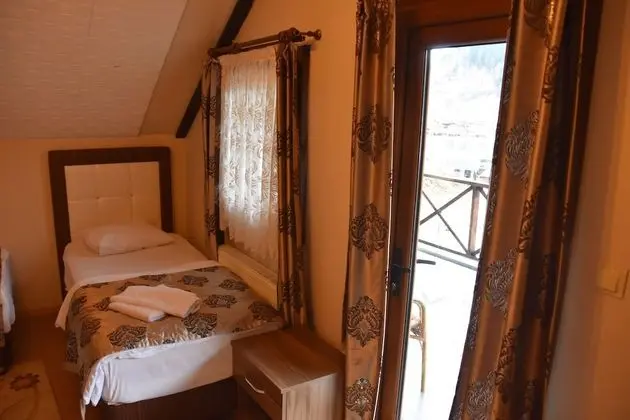 Bungalov, Balkon, Göl Manzaralı