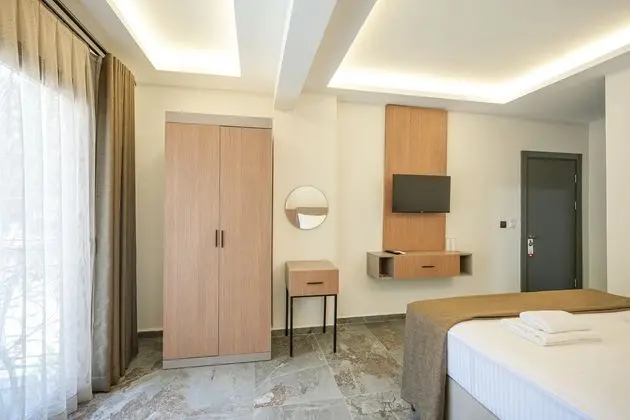 https://images.etstur.com/imgproxy/resize/2560x1440/files/images/hotelImages/etsrooms/514987/Ada_Butik_Otel_Marmaris_20240615170026_12.JPG