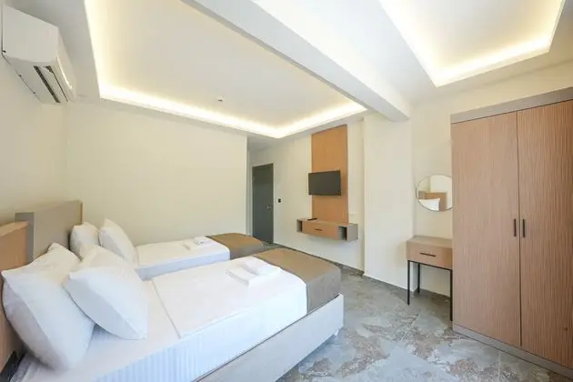 https://images.etstur.com/imgproxy/resize/2560x1440/files/images/hotelImages/etsrooms/514987/Ada_Butik_Otel_Marmaris_20240615170026_8.JPG
