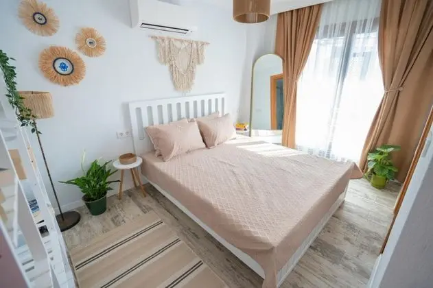 Klasik Oda, Avlu Manzaralı