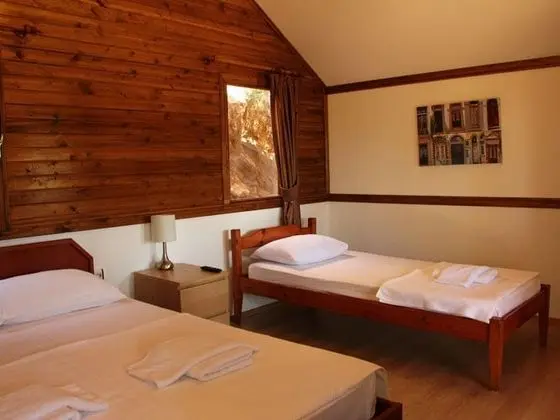 Bungalow - Çift Kişilik, Deniz veya Bahçe Manzaralı, Balkonlu