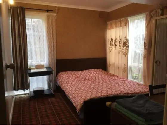 Tek Büyük Yataklı Oda