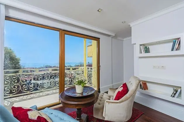 Luxury Apartment, 1 Bedroom, Sea View (Balcony) ''Annex''