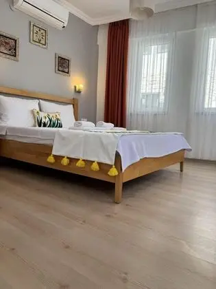 Standart Geniş Oda, Deniz ve Şehir Manzaralı, 1. Kat