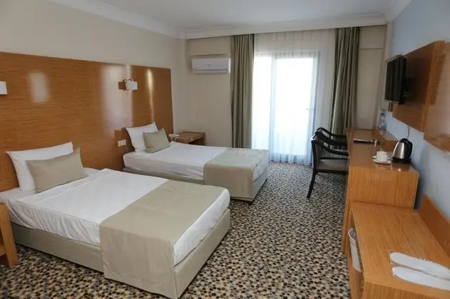 Standart Oda, Kara Manzaralı, Balkonlu