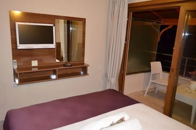 Deluxe Tek Büyük Yataklı Oda, Deniz Manzaralı
