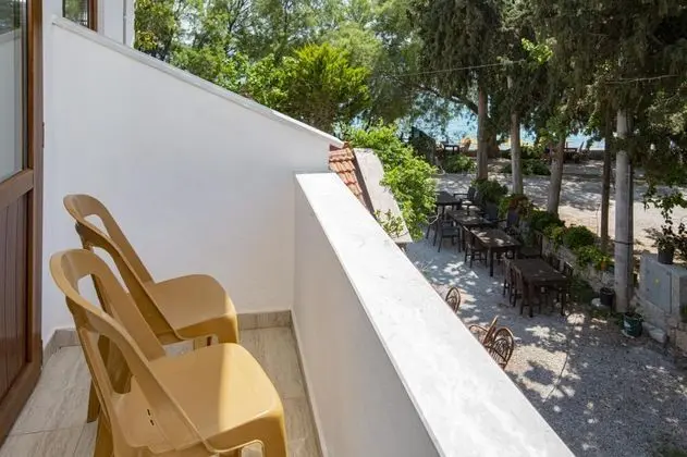 Suite, Deniz ve Dağ Manzaralı