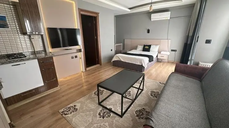 Apartment, Şehir Manzaralı