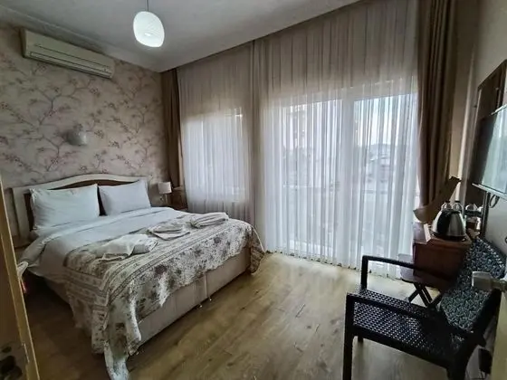 Deluxe Oda Alt Kat, Deniz Manzaralı
