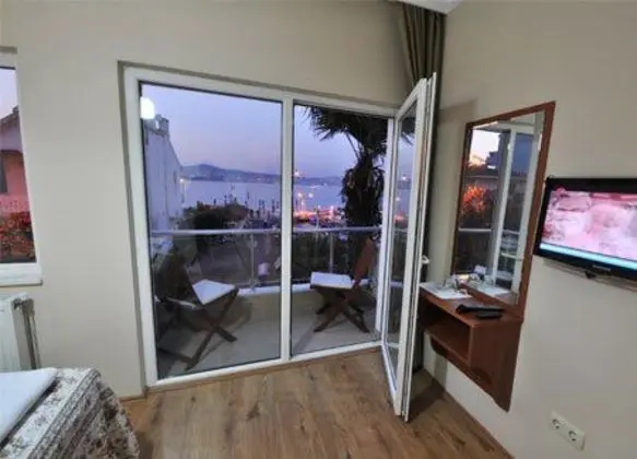 Deluxe Çift Kişilik Oda ( Deniz Manzaralı )