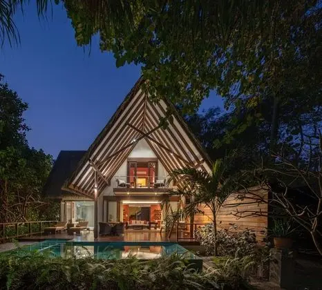 Meedhupparu Residence with Pool