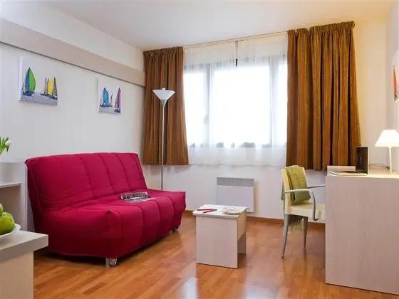 Stüdyo Capacity 4
