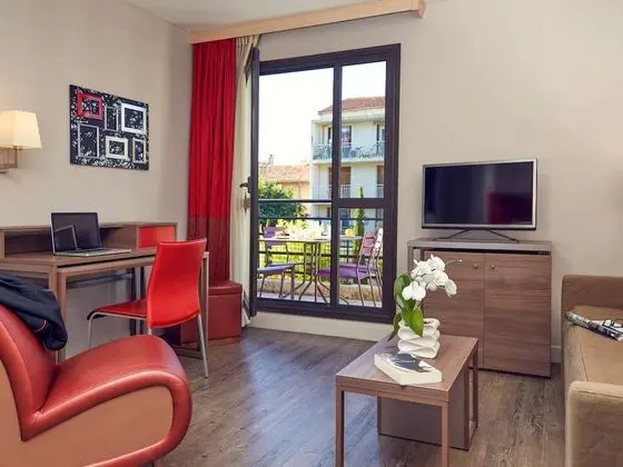 Superior Apart Daire, 1 Çift Kişilik Yatak ve Çekyat, Balkon