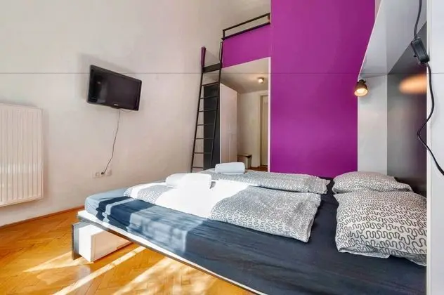 Tek Büyük Yataklı Oda, Banyolu/Duşlu