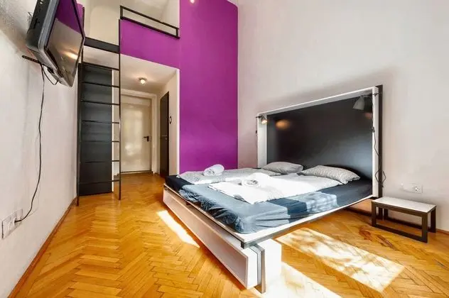 Tek Büyük Yataklı Oda, Banyolu/Duşlu