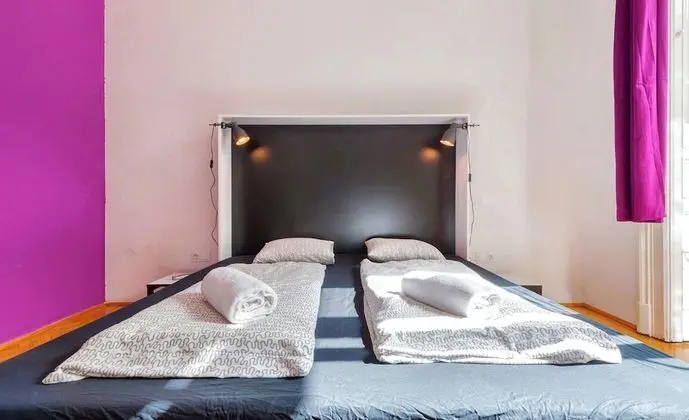 Tek Büyük Yataklı Oda, Banyolu/Duşlu