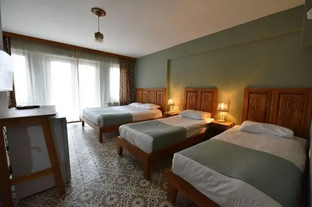 Aile Odası, Şehir veya Dağ Manzaralı