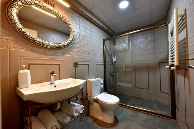 Standart Oda,şehir Veya Dağ Manzaralı