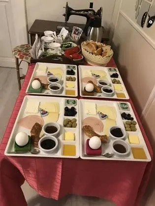 Classic Tek Büyük Yataklı Oda (Sedef)