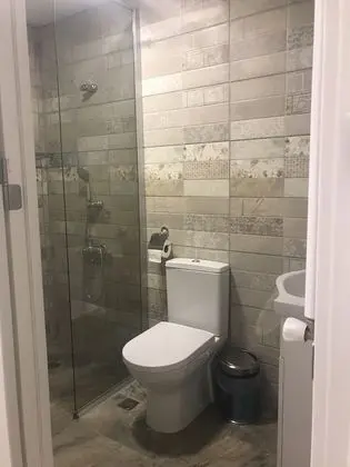 Classic Tek Büyük Yataklı Oda (Sedef)